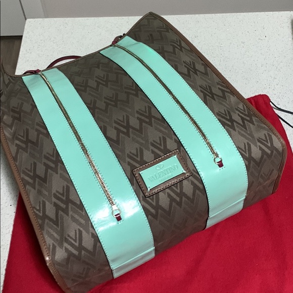 Valentino Garavani Bag - Picture 1 of 3